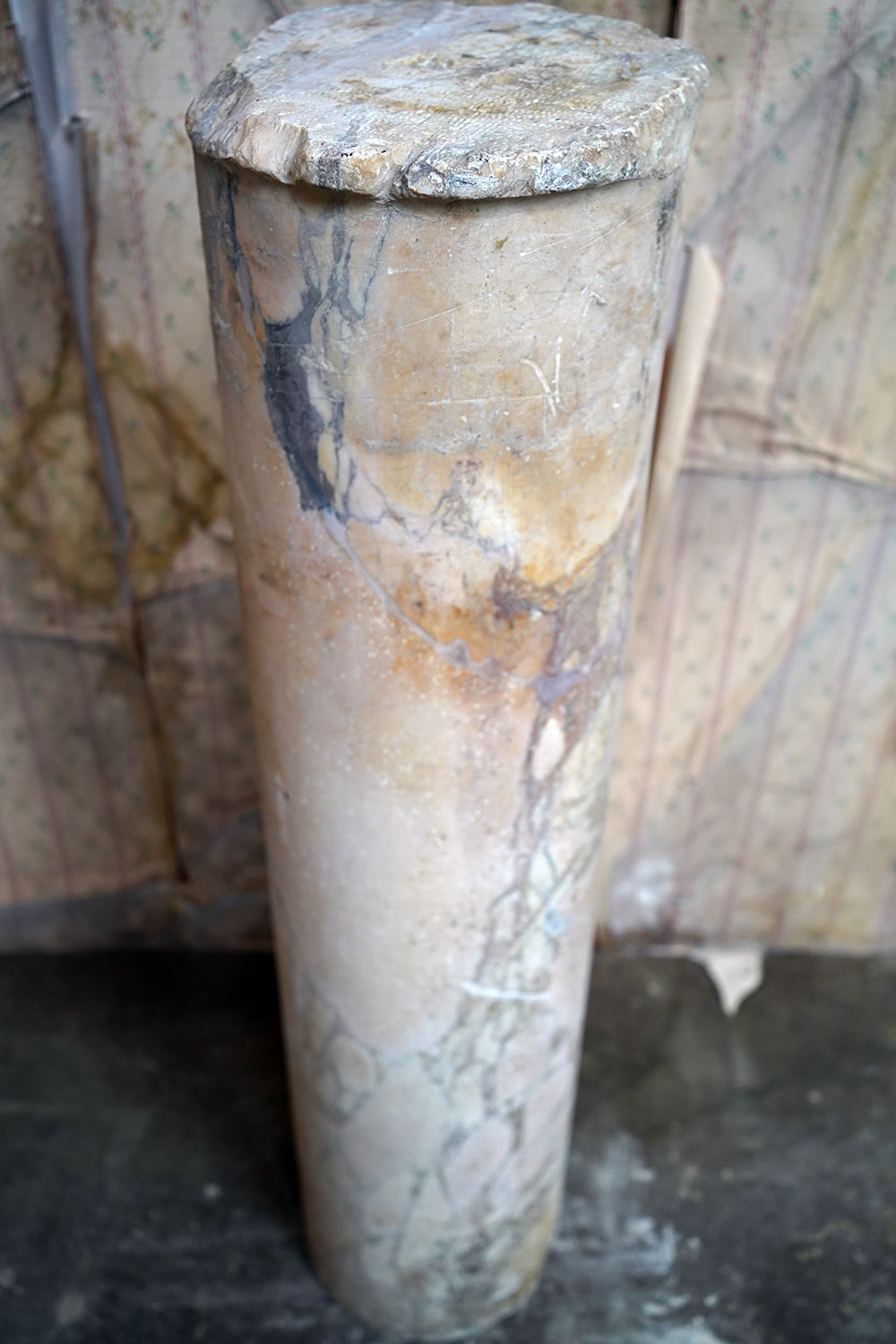 A Fine Italian Siena Scagliola Pink Marble Column c.1870