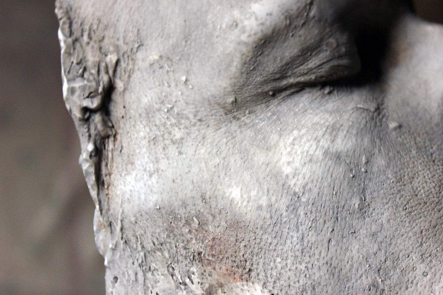 A Finely Cast Early 20thC Plaster Life Mask of a Gentleman