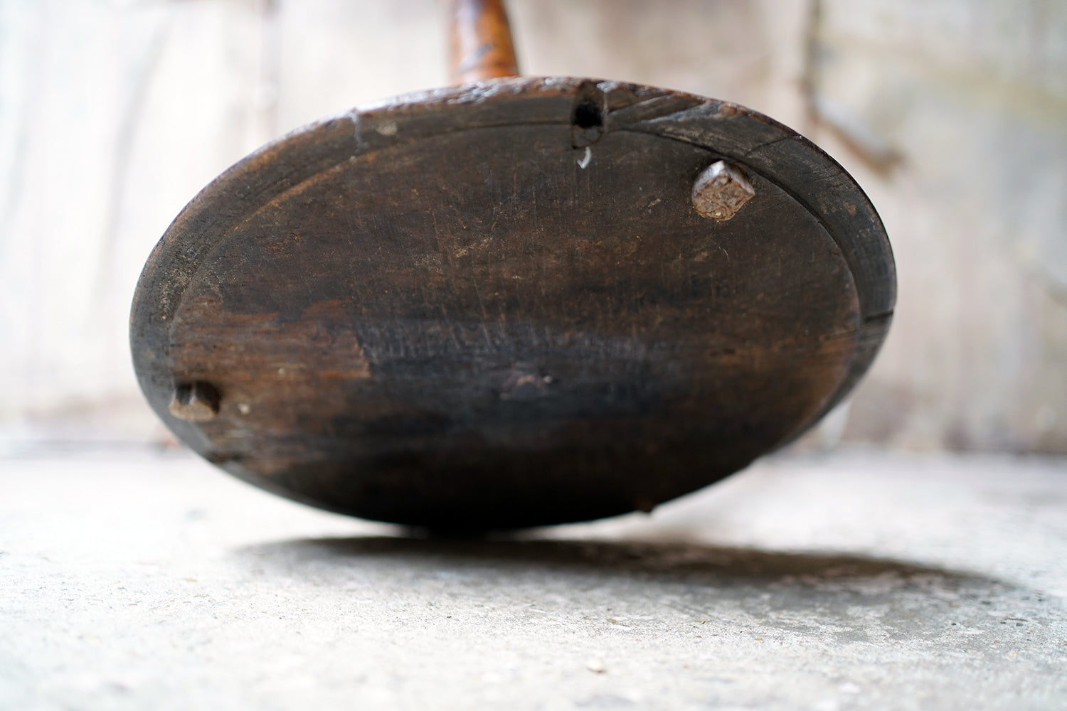 A Good Early 19thC Walnut Wine Table c.1810-20