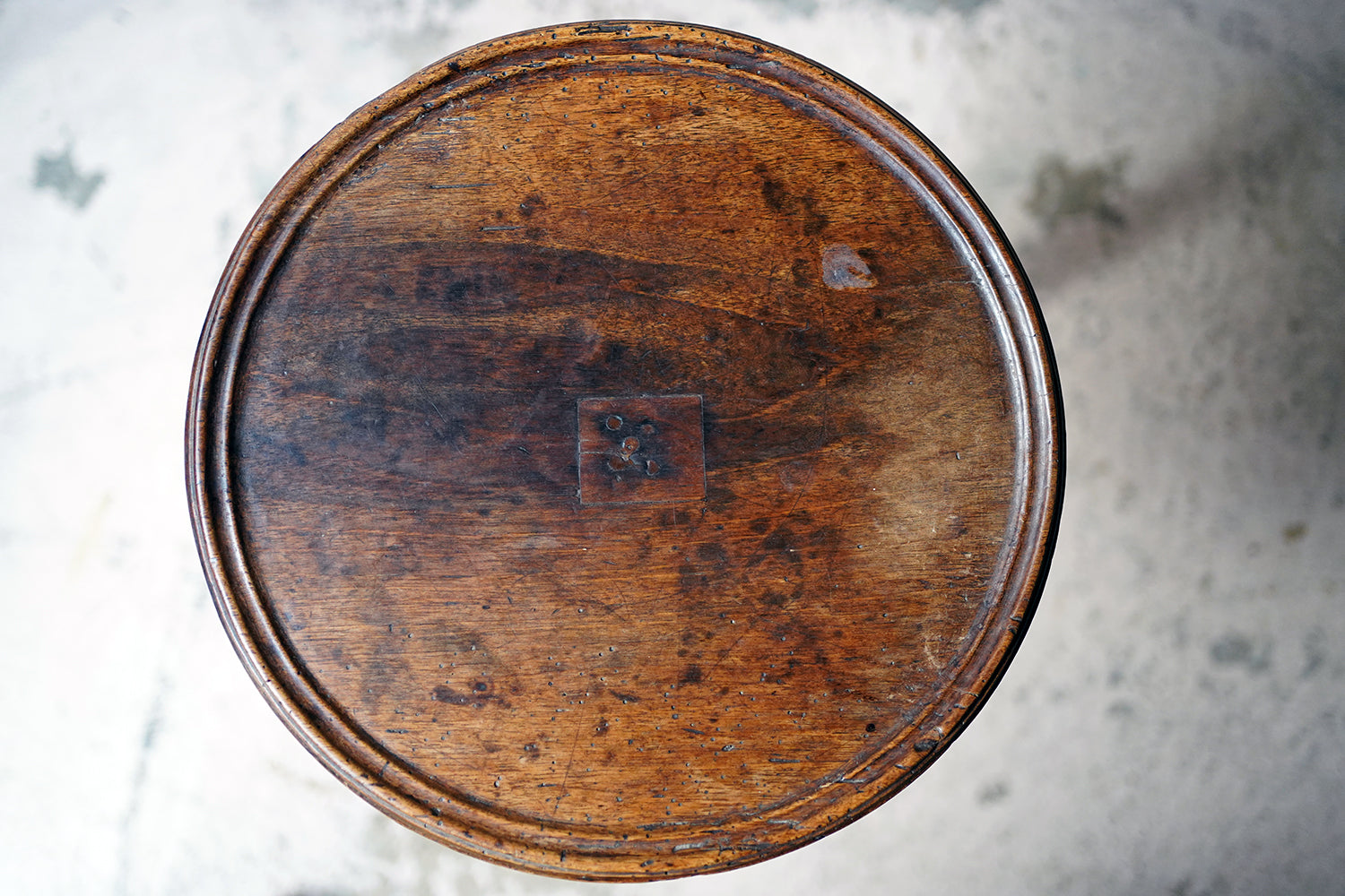 A Good Early 19thC Walnut Wine Table c.1810-20