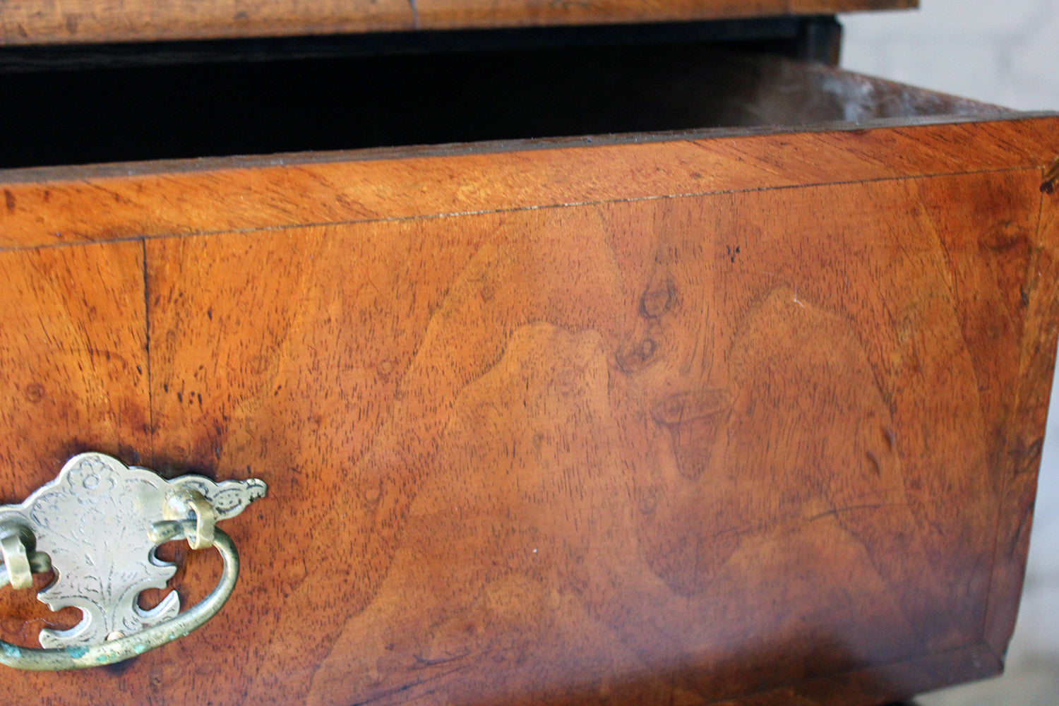 A Delightful Queen Anne Period Walnut Chest of Drawers c.1710