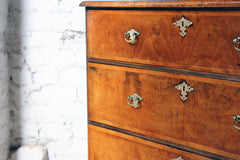 A Delightful Queen Anne Period Walnut Chest of Drawers c.1710