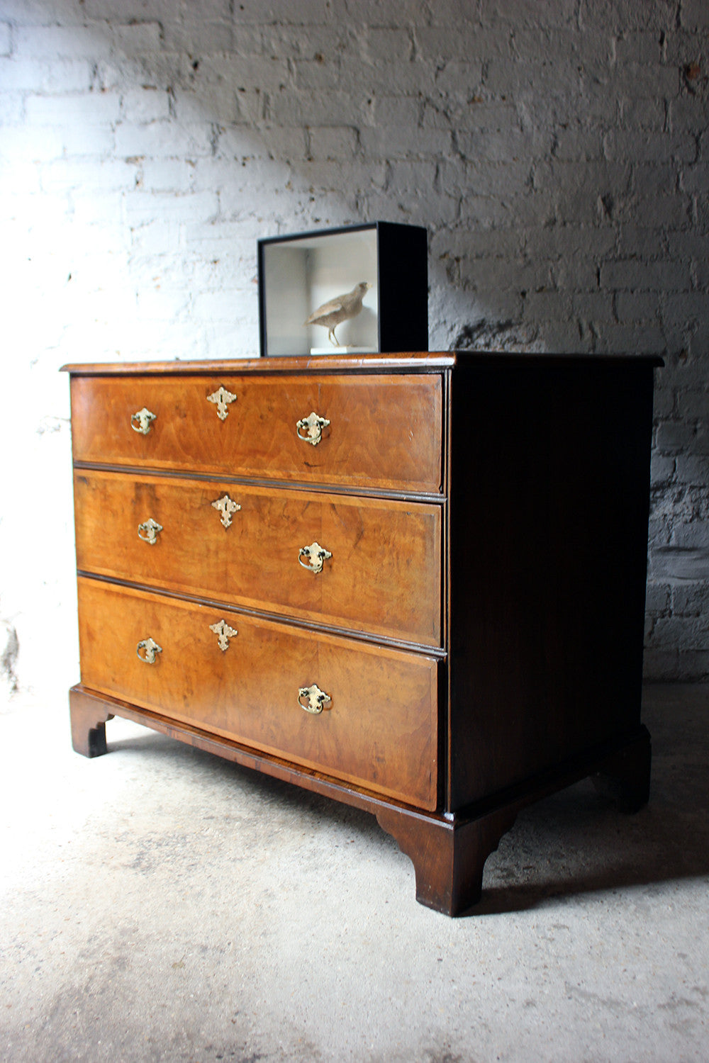 A Delightful Queen Anne Period Walnut Chest of Drawers c.1710