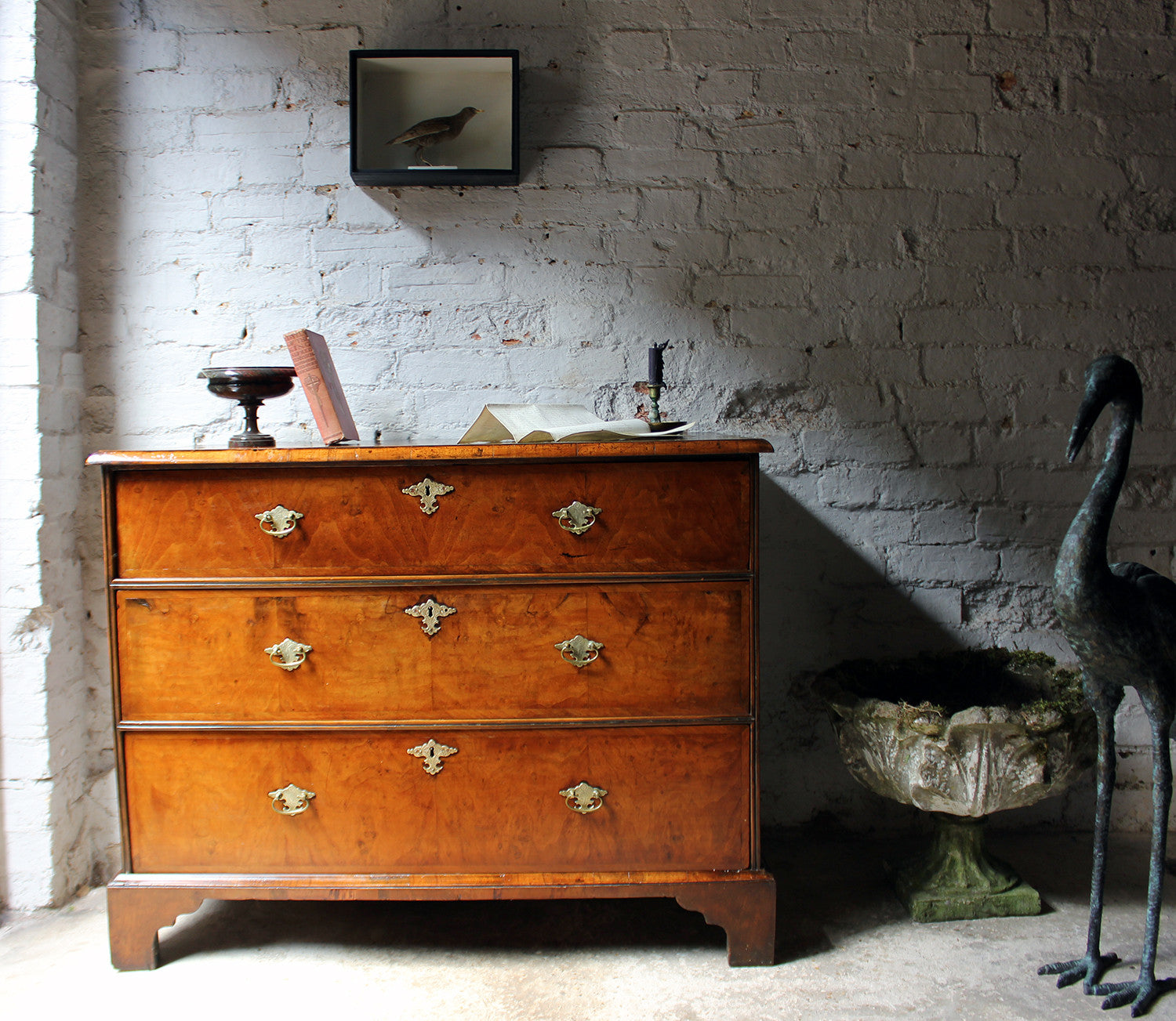 A Delightful Queen Anne Period Walnut Chest of Drawers c.1710