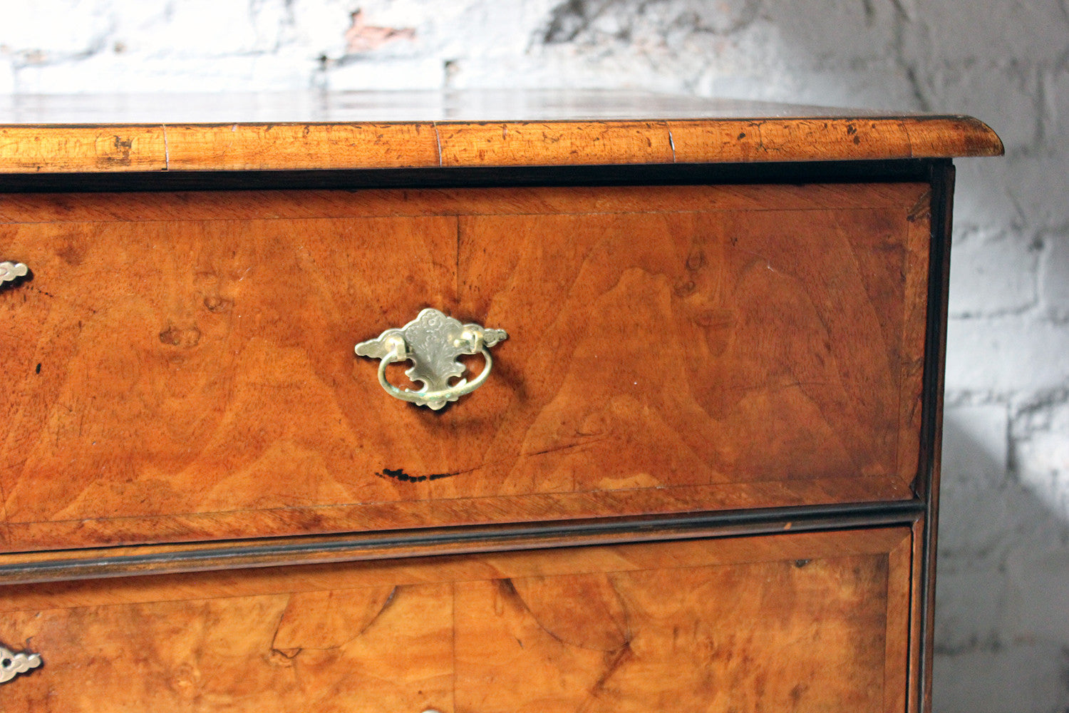 A Delightful Queen Anne Period Walnut Chest of Drawers c.1710