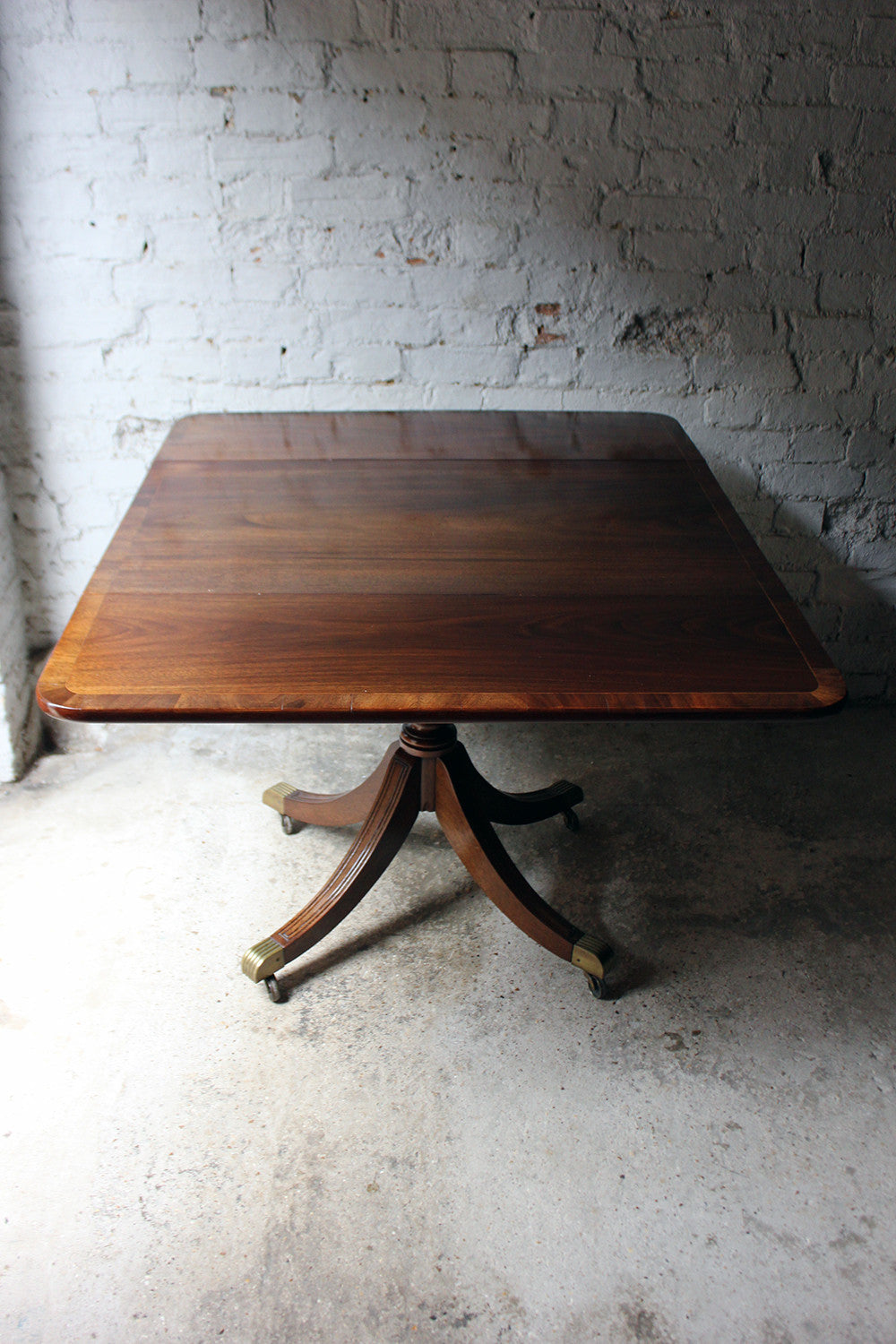 A Good Regency Period Inlaid Mahogany Pedestal Pembroke Table c.1825