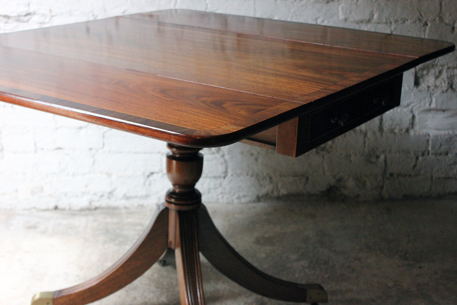 A Good Regency Period Inlaid Mahogany Pedestal Pembroke Table c.1825