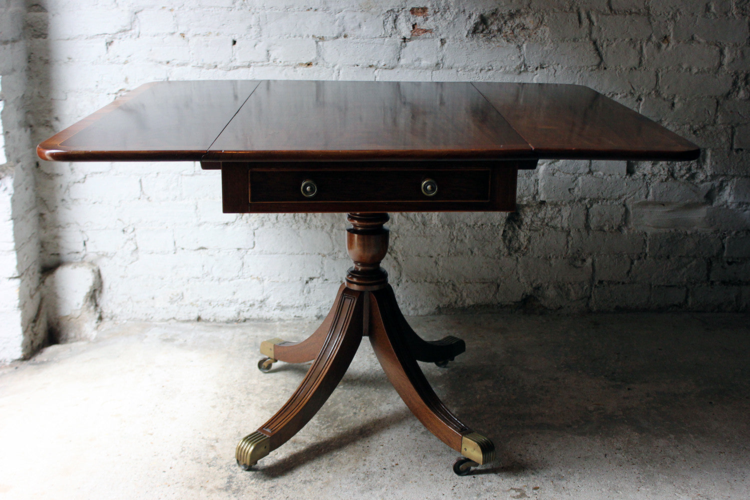A Good Regency Period Inlaid Mahogany Pedestal Pembroke Table c.1825