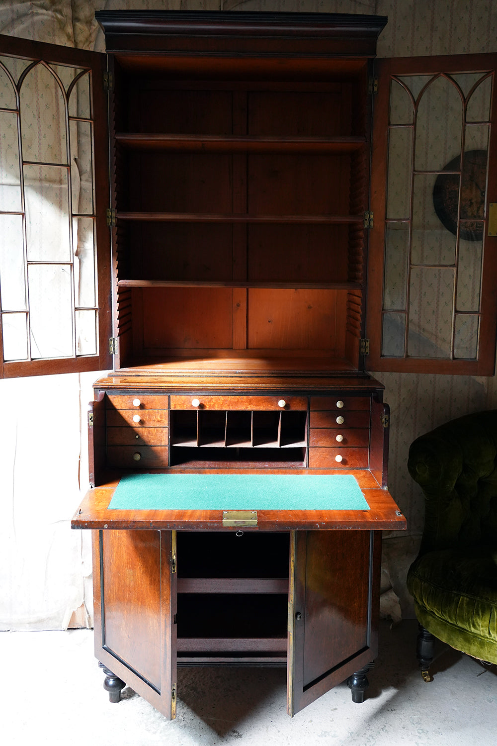 A Good Quality Regency Mahogany Secretaire Bookcase c.1825-30