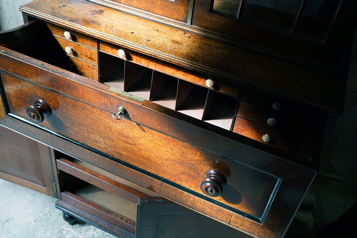 A Good Quality Regency Mahogany Secretaire Bookcase c.1825-30