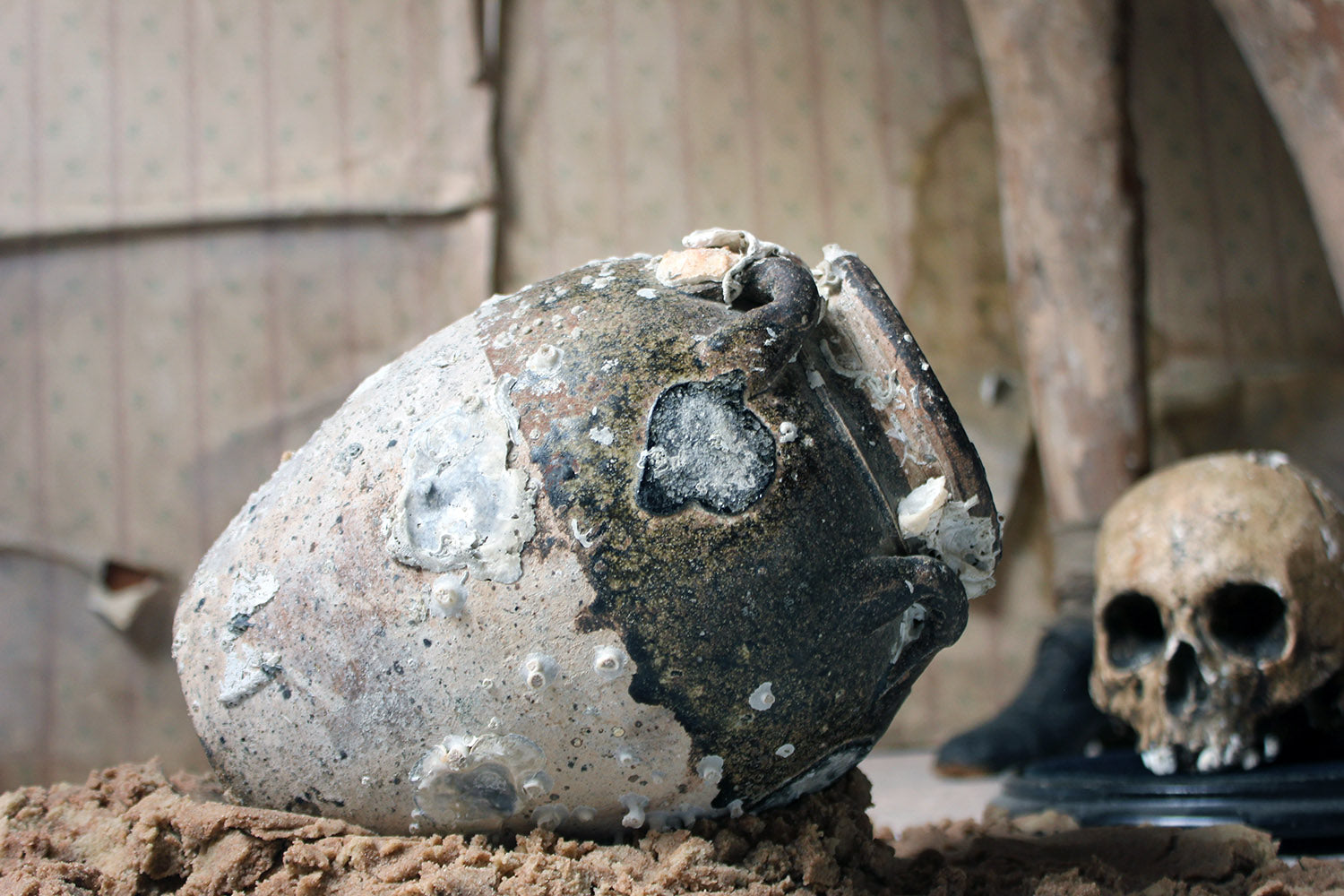 A 15thC Salvaged Shipwreck Sawankhalok Ceramic Jar from The Royal Nanhai c.1460