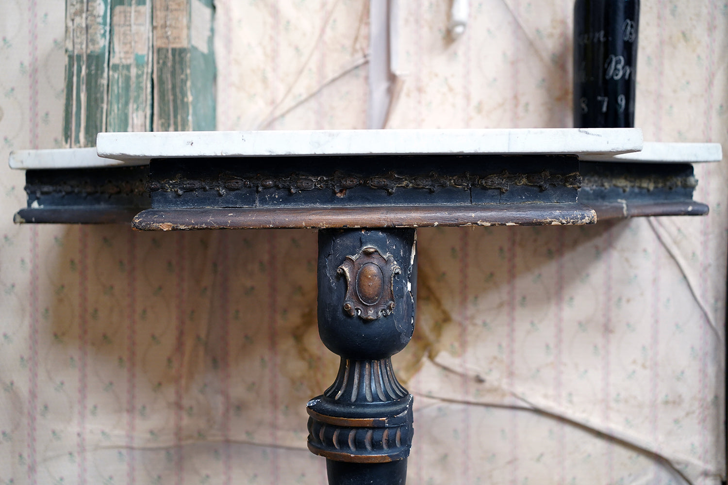 A 19thC Marble Topped Ebonised & Parcel Gilt Console Table c.1870