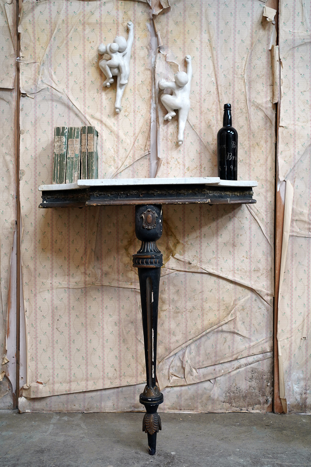 A 19thC Marble Topped Ebonised & Parcel Gilt Console Table c.1870