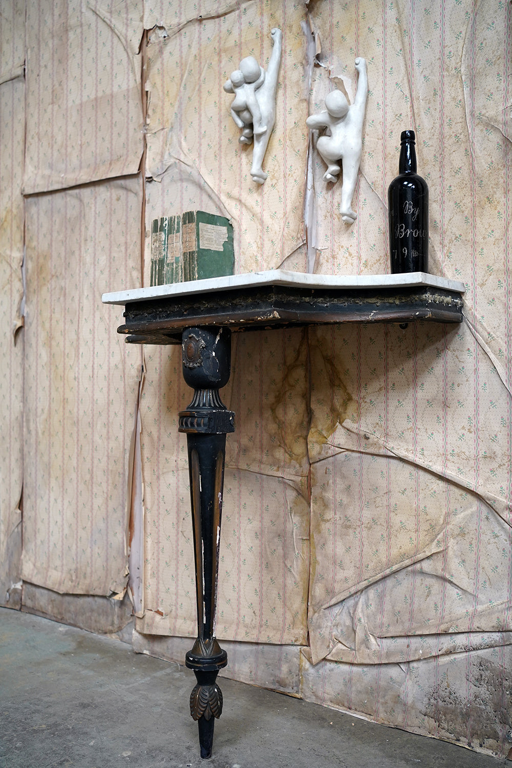 A 19thC Marble Topped Ebonised & Parcel Gilt Console Table c.1870