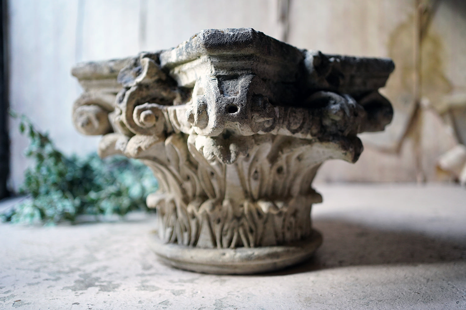 A Good Early 20thC Carved Stone Corinthian Capital