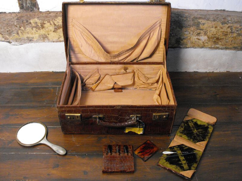 A Fabulous Crocodile Skin & Silk Lined Travelling Case of Drew & Sons, Piccadilly Circus, London