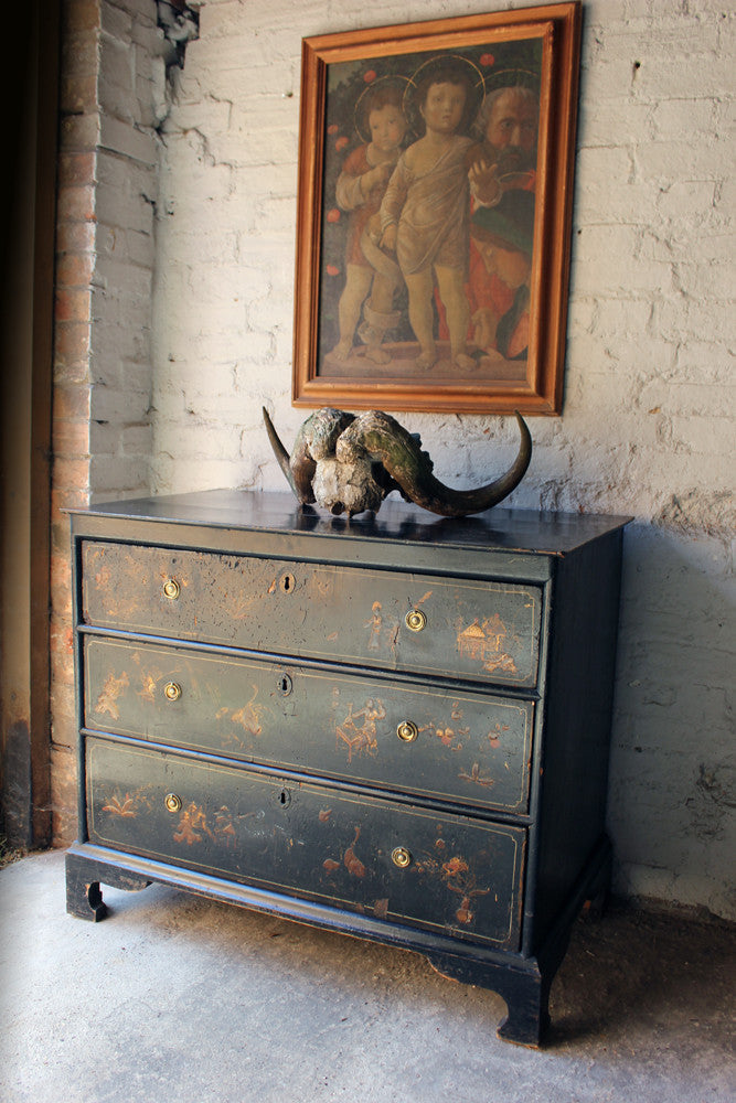 A Beautiful George III Black Japanned & Chinoiserie Decorated Chest of Drawers