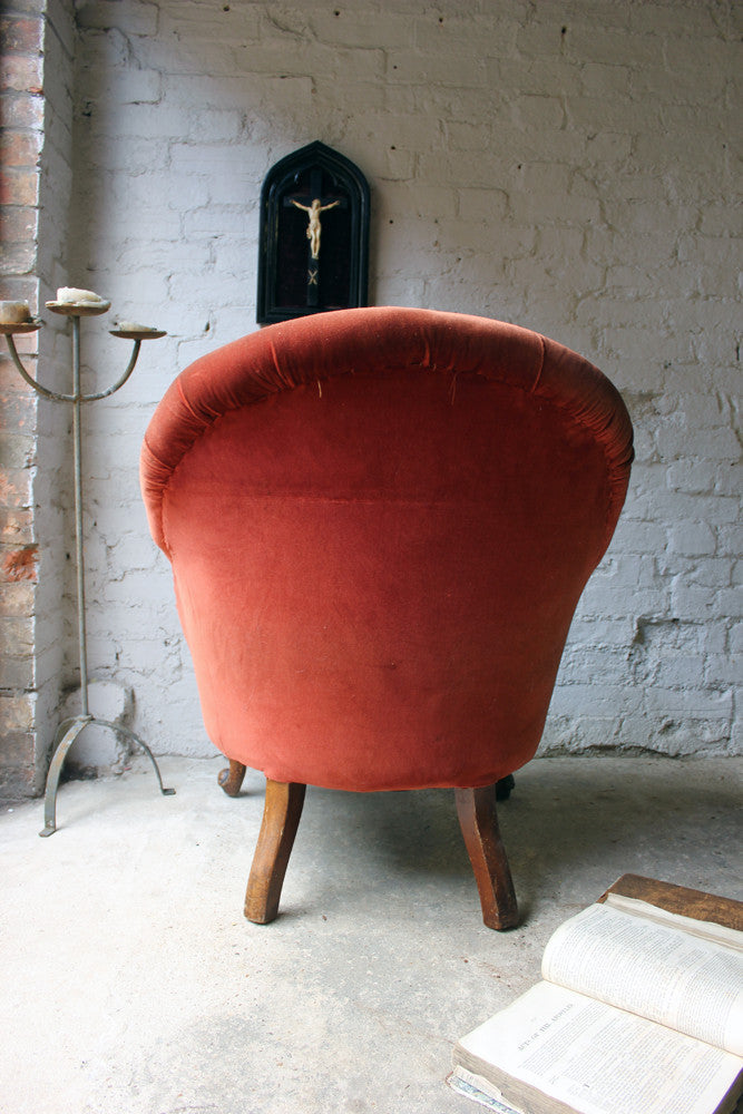 A Comfortable Victorian Walnut Button Back Tub Armchair c.1860