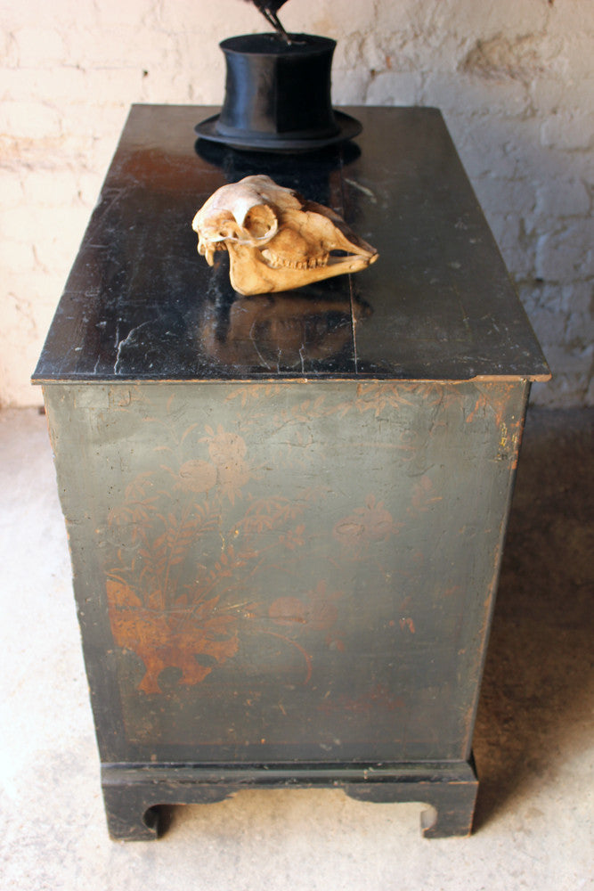 A Beautiful George III Black Japanned & Chinoiserie Decorated Chest of Drawers