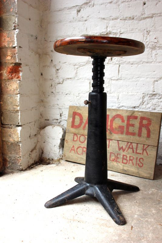 A Good Adjustable Singer c.1930 Cast Iron & Pine Machinists Stool