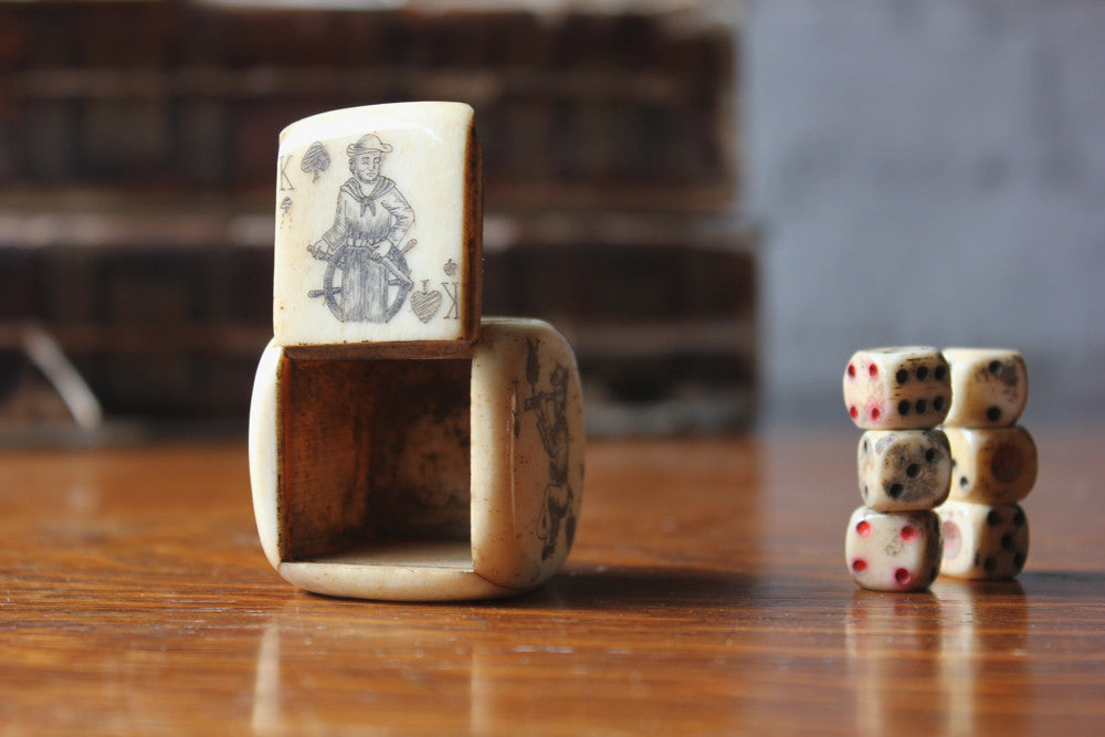 A Fine c.1880 Carved Bone Scrimshaw Sailors Dice Holder & Dice
