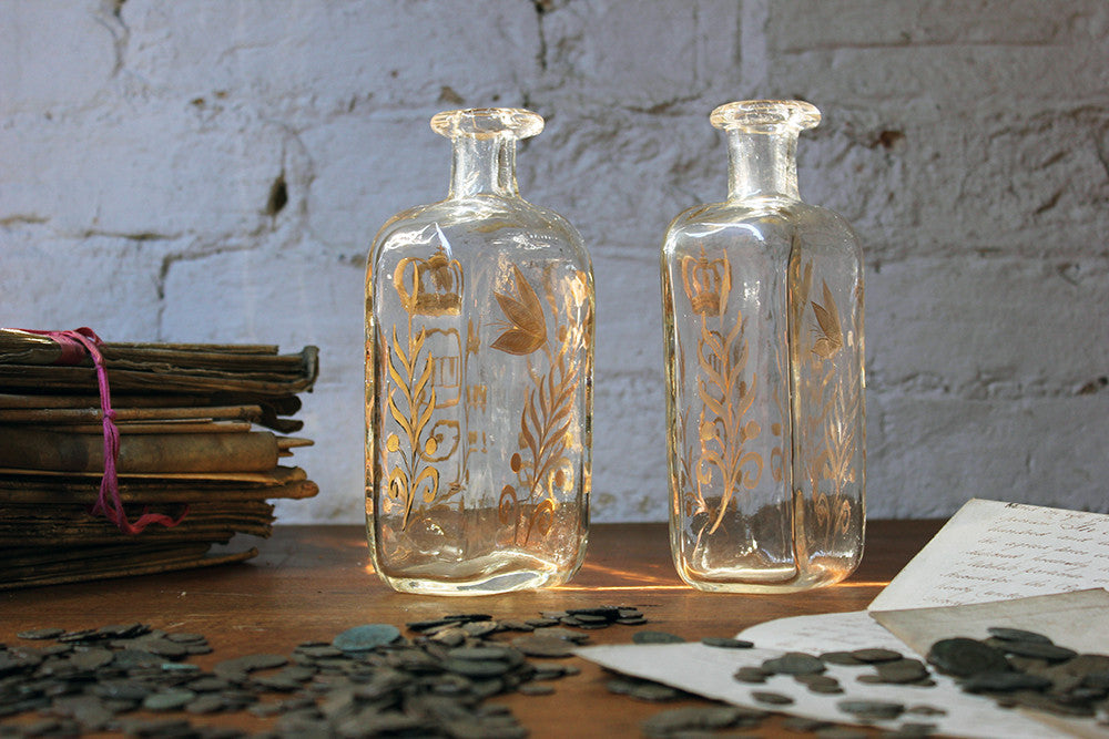 A Beautiful Pair of c.1800 Swedish Glass Flasks 'Brännvinsflaskor ' Gilt Decorated for Gustav III c.1771-92