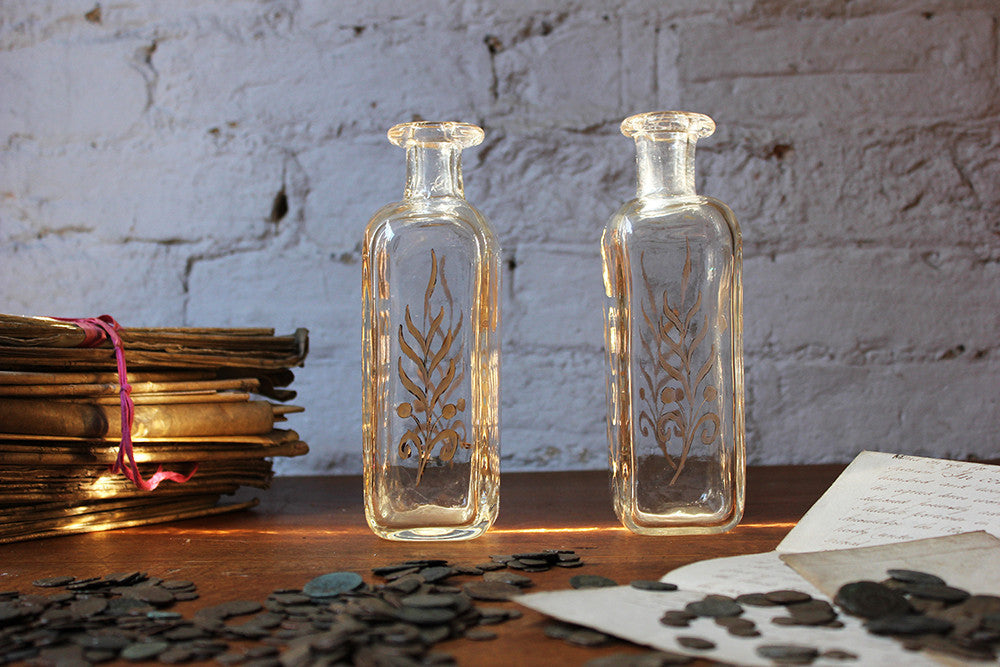 A Beautiful Pair of c.1800 Swedish Glass Flasks 'Brännvinsflaskor ' Gilt Decorated for Gustav III c.1771-92
