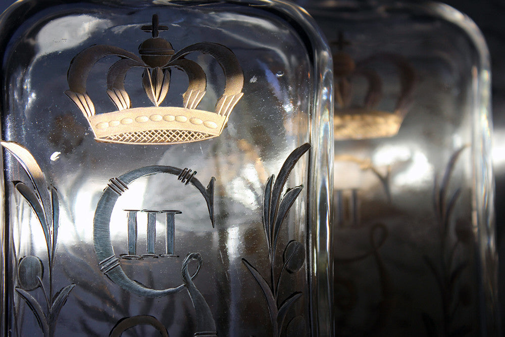 A Beautiful Pair of c.1800 Swedish Glass Flasks 'Brännvinsflaskor ' Gilt Decorated for Gustav III c.1771-92