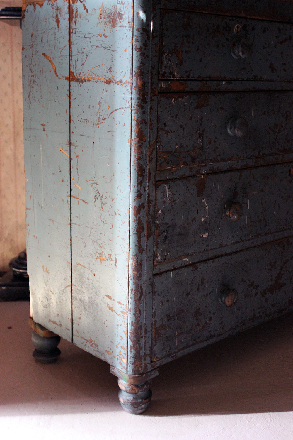 A Decorative Teal Painted Pine Chest of Drawers c.1900-15