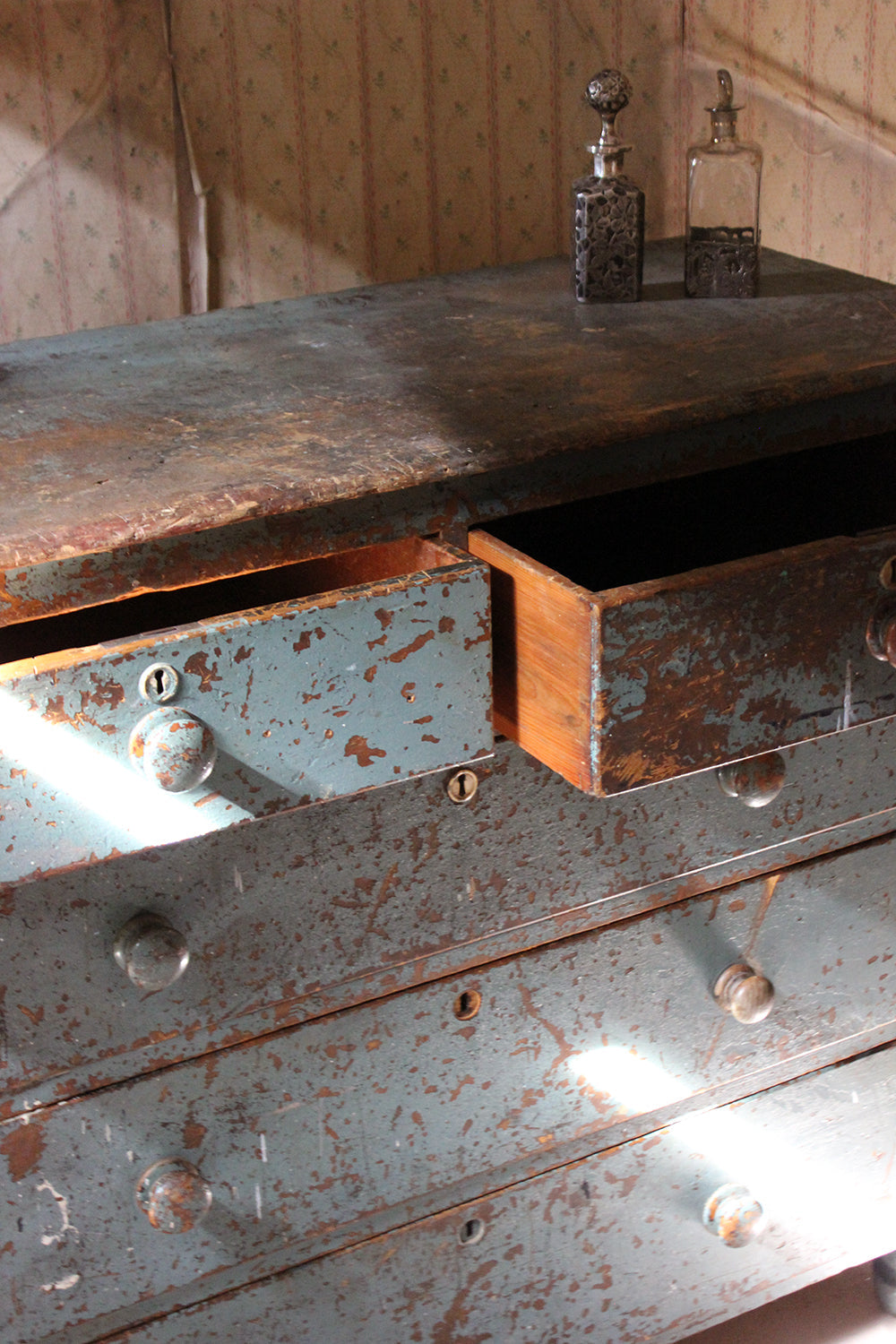 A Decorative Teal Painted Pine Chest of Drawers c.1900-15