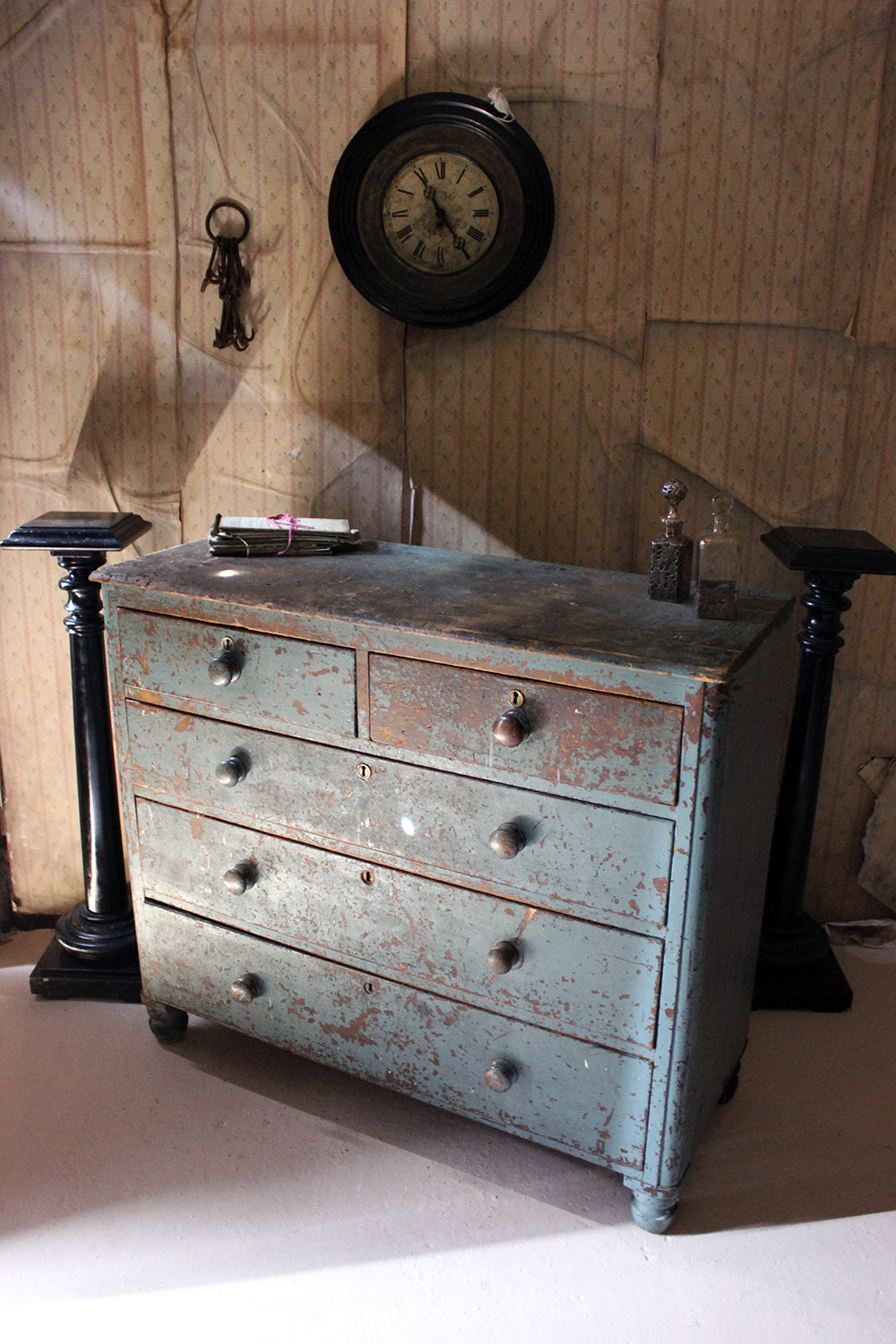 A Decorative Teal Painted Pine Chest of Drawers c.1900-15