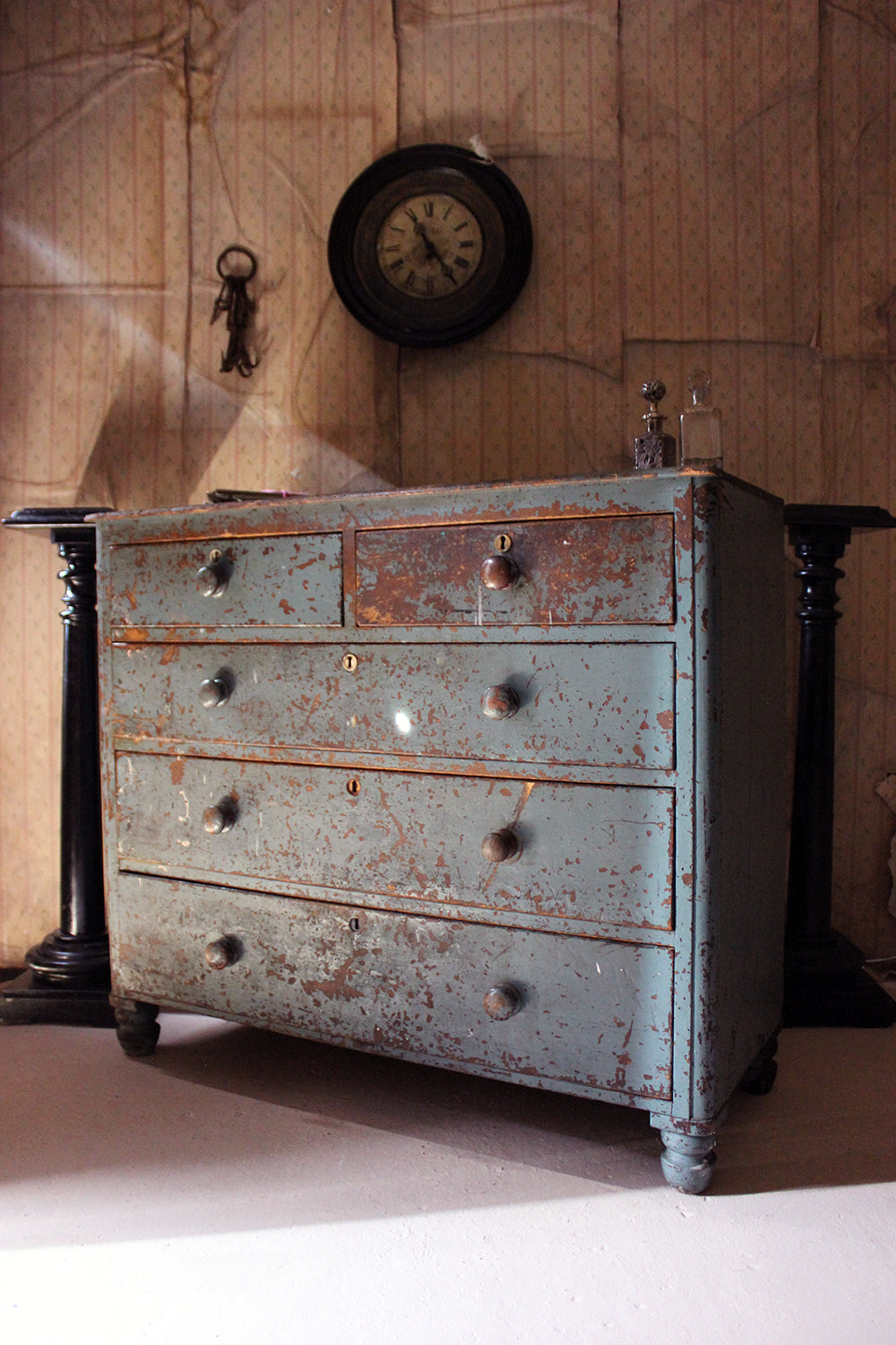 A Decorative Teal Painted Pine Chest of Drawers c.1900-15