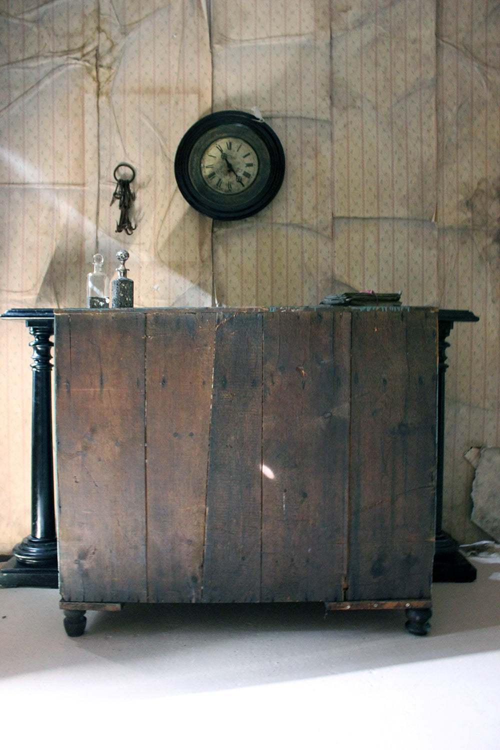 A Decorative Teal Painted Pine Chest of Drawers c.1900-15
