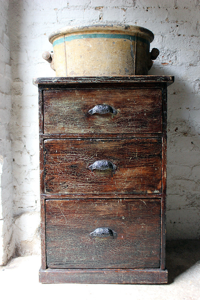 A Decorative Victorian Scumbled Pine Pillar Chest Of Three Drawers c.1870