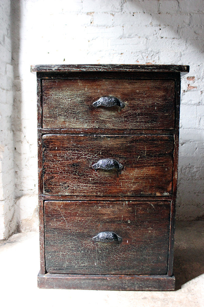 A Decorative Victorian Scumbled Pine Pillar Chest Of Three Drawers c.1870