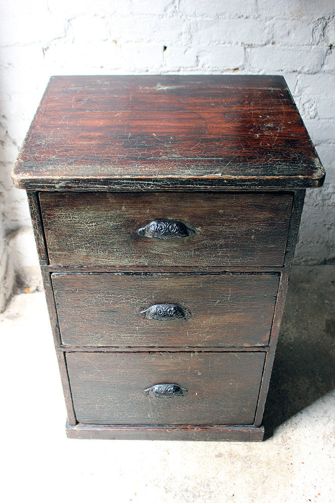 A Decorative Victorian Scumbled Pine Pillar Chest Of Three Drawers c.1870
