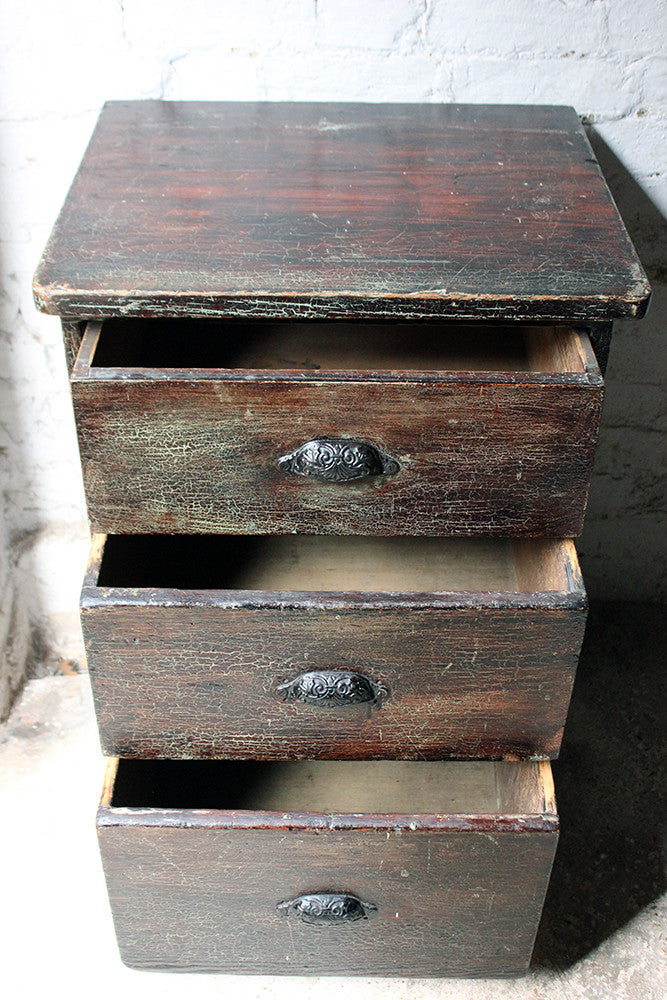 A Decorative Victorian Scumbled Pine Pillar Chest Of Three Drawers c.1870