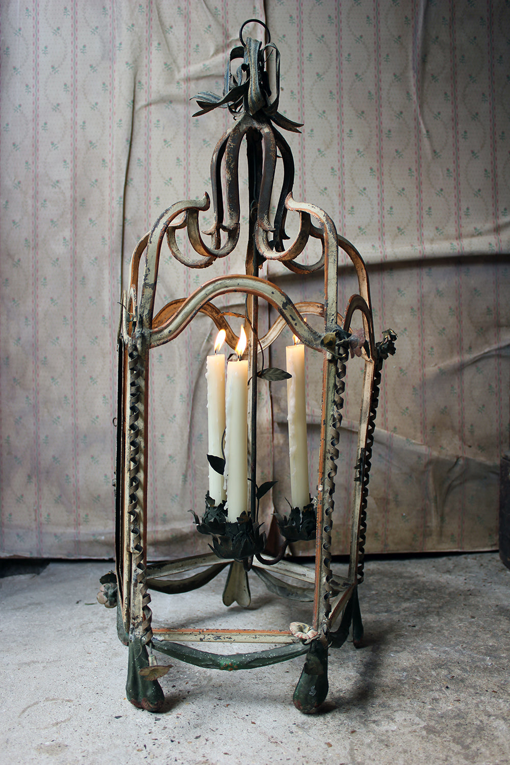 A Glorious Early 19thC French Tôle Peinte Hexagonal Hall Lantern c.1810