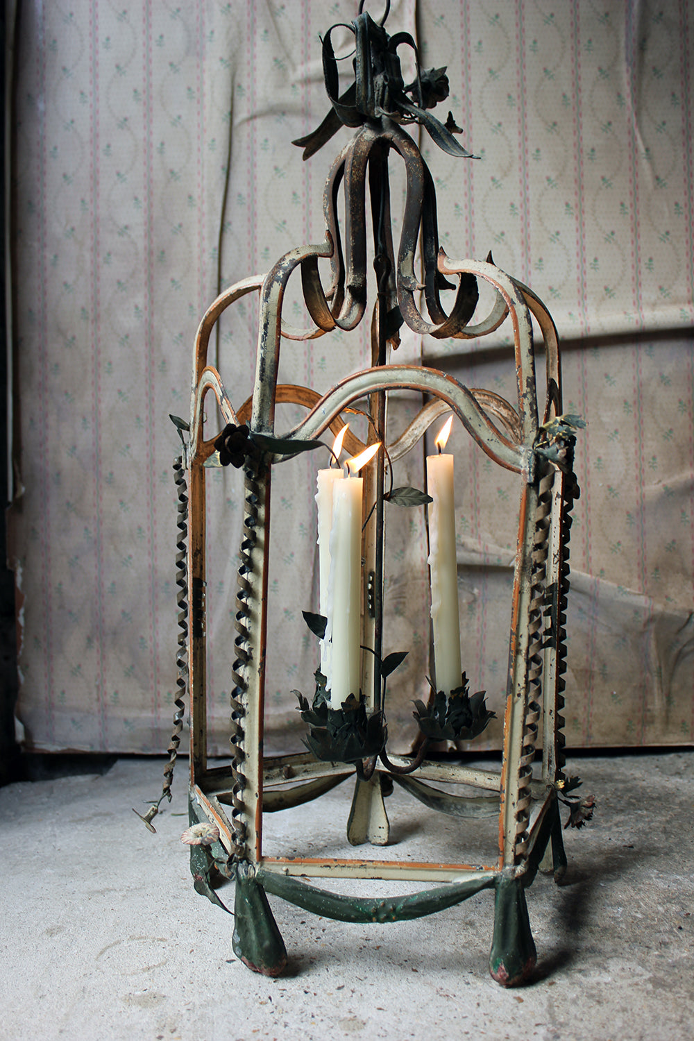 A Glorious Early 19thC French Tôle Peinte Hexagonal Hall Lantern c.1810