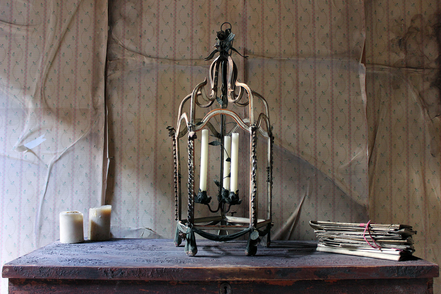 A Glorious Early 19thC French Tôle Peinte Hexagonal Hall Lantern c.1810