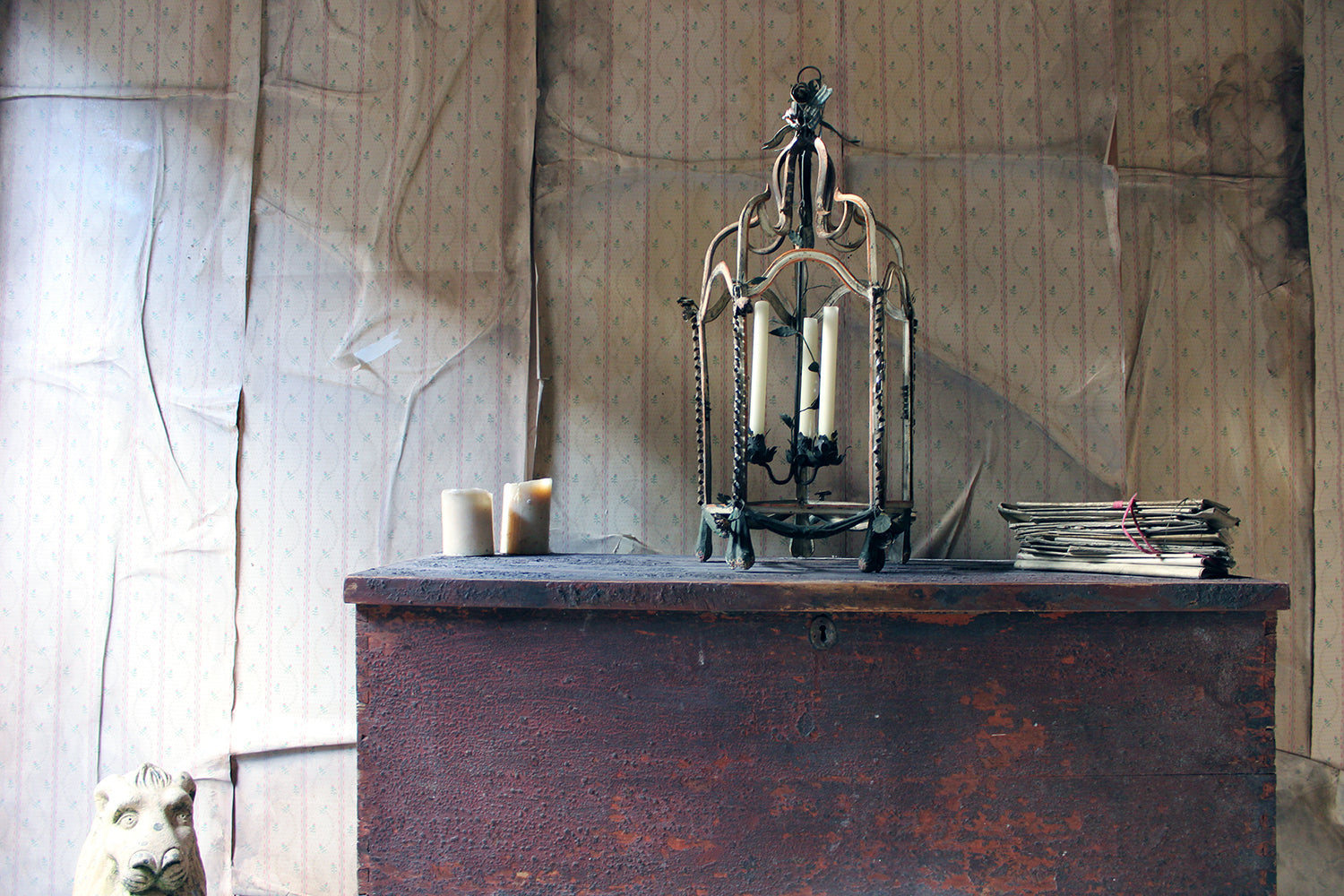 A Glorious Early 19thC French Tôle Peinte Hexagonal Hall Lantern c.1810