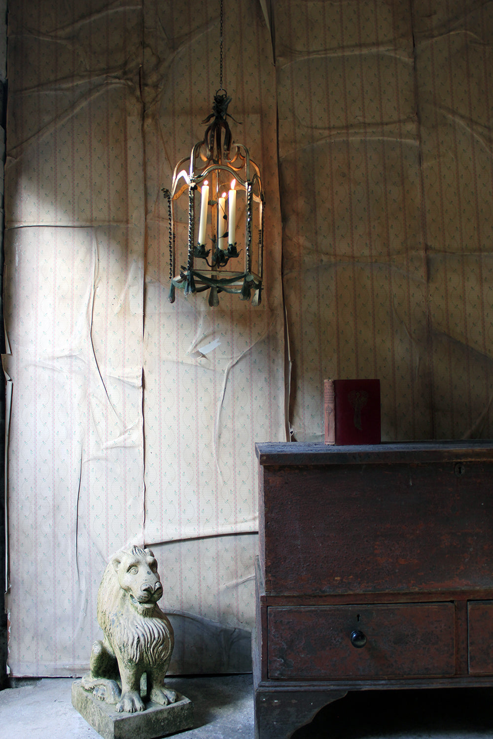 A Glorious Early 19thC French Tôle Peinte Hexagonal Hall Lantern c.1810