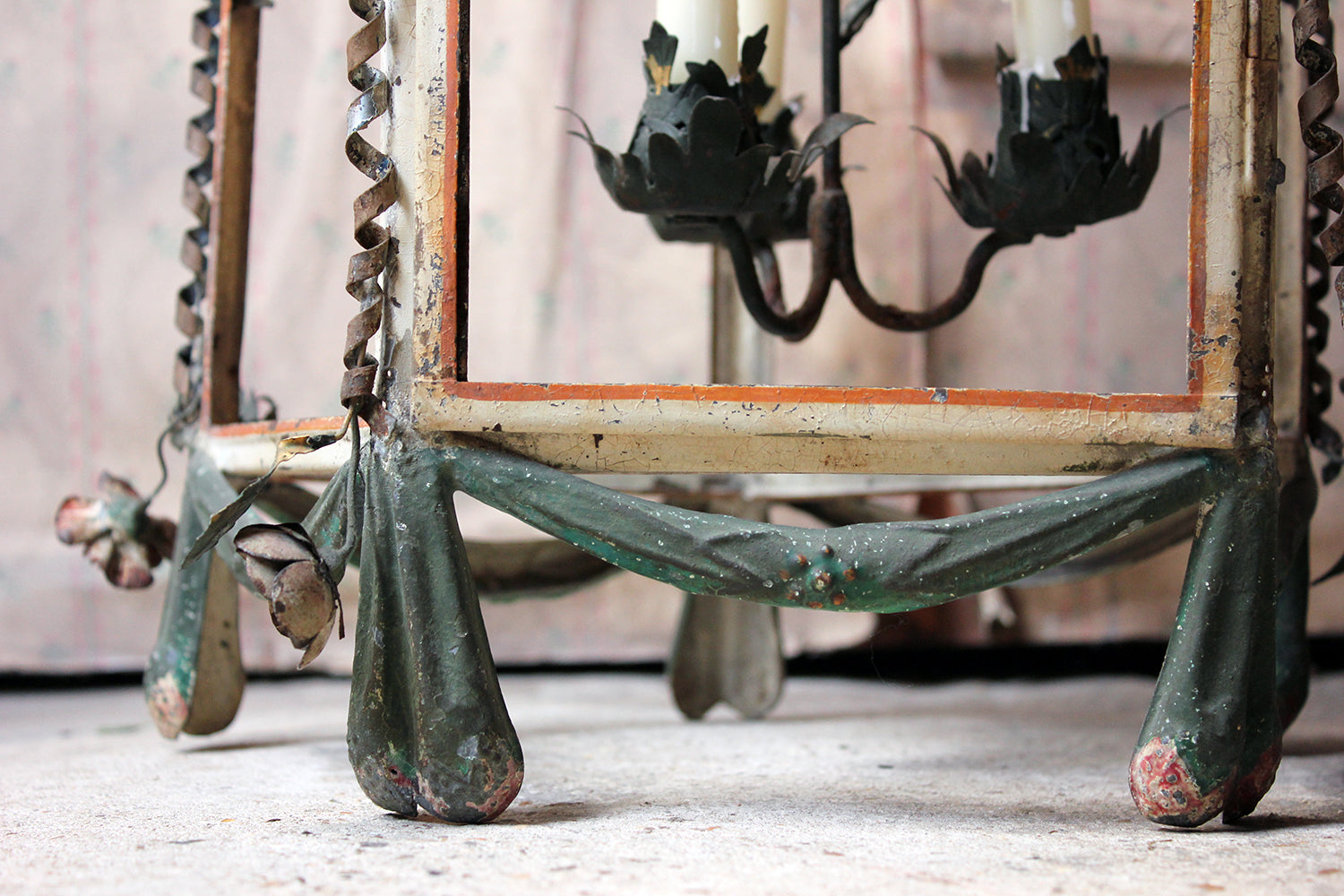 A Glorious Early 19thC French Tôle Peinte Hexagonal Hall Lantern c.1810