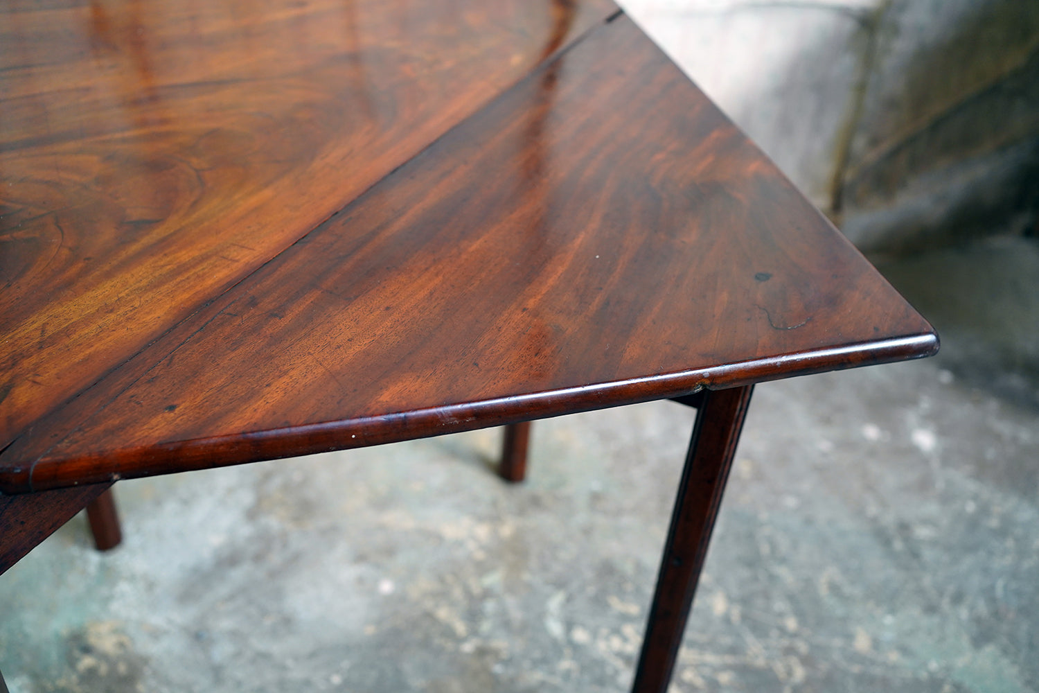 A George III Mahogany Triangular Drop-Leaf Corner Table c.1760-70