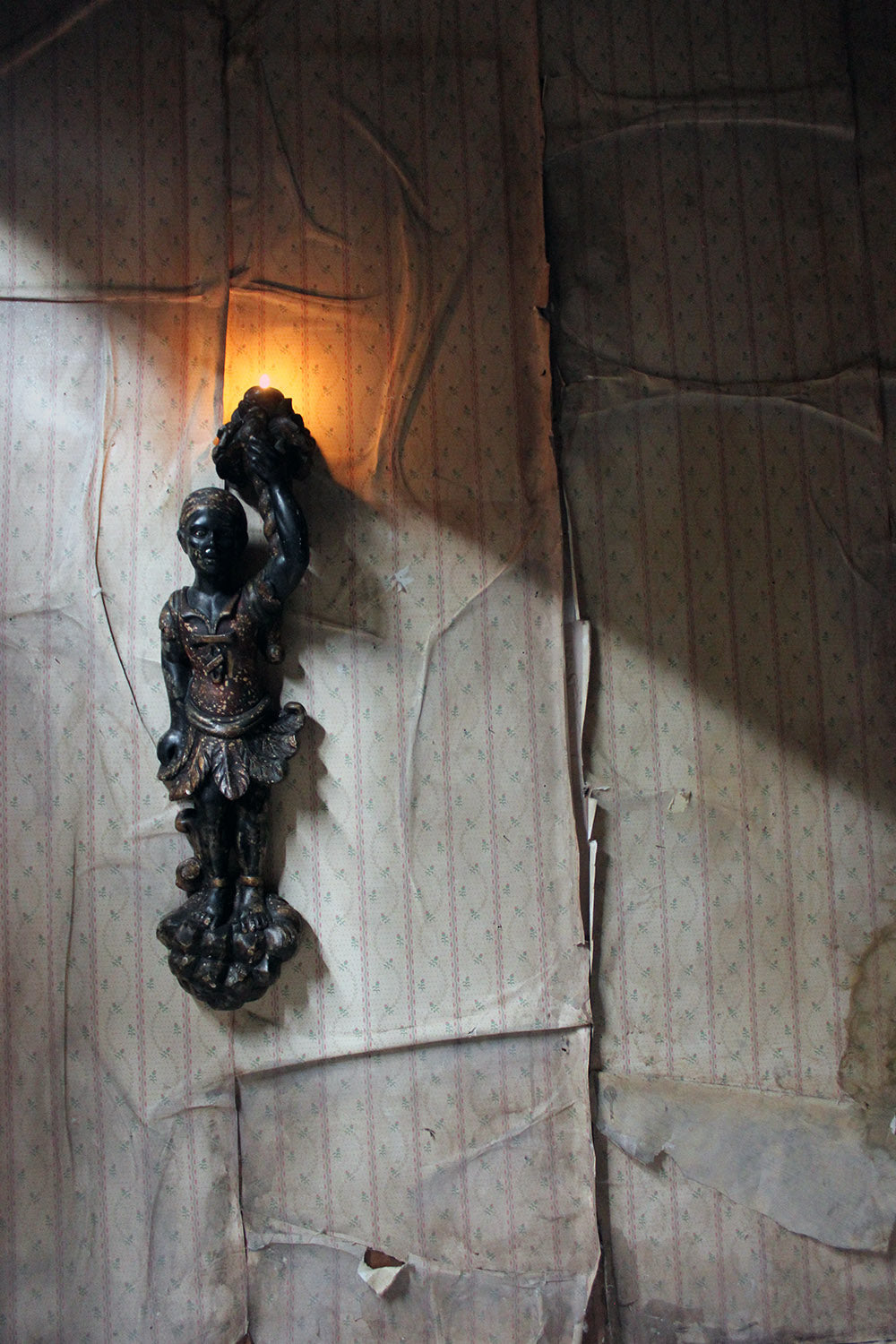 A 19thC Carved & Polychrome Painted Venetian Blackamoor Wall Torchère