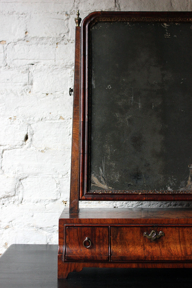 A Fine George II Period Figured Walnut Three-Drawer Dressing Mirror c.1730