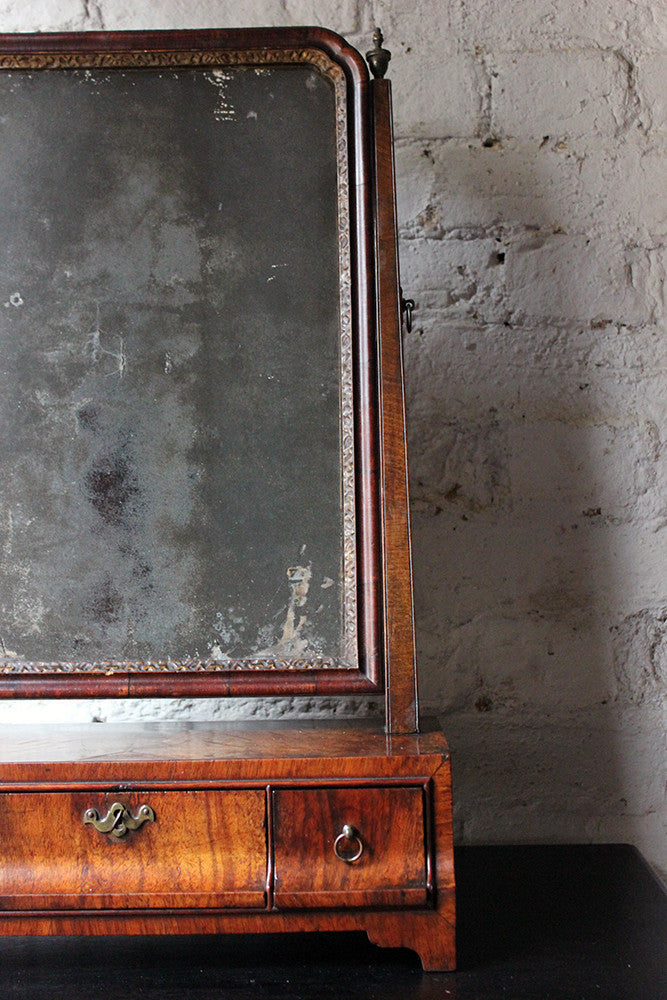 A Fine George II Period Figured Walnut Three-Drawer Dressing Mirror c.1730