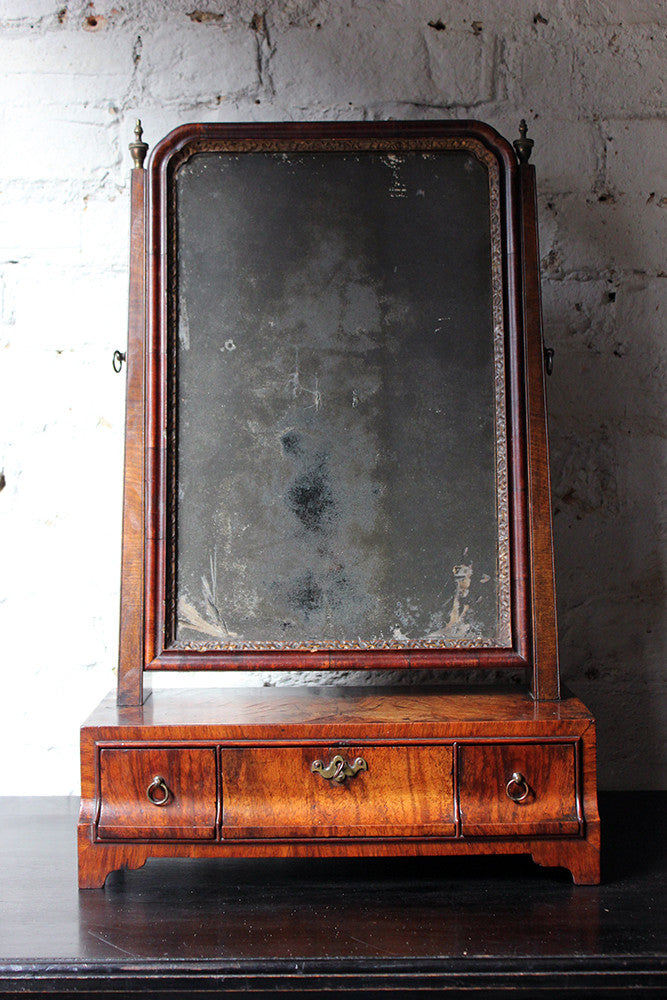 A Fine George II Period Figured Walnut Three-Drawer Dressing Mirror c.1730