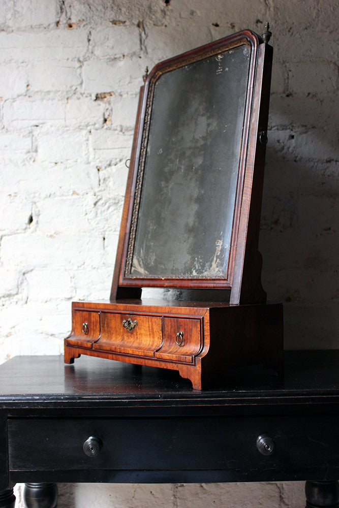 A Fine George II Period Figured Walnut Three-Drawer Dressing Mirror c.1730