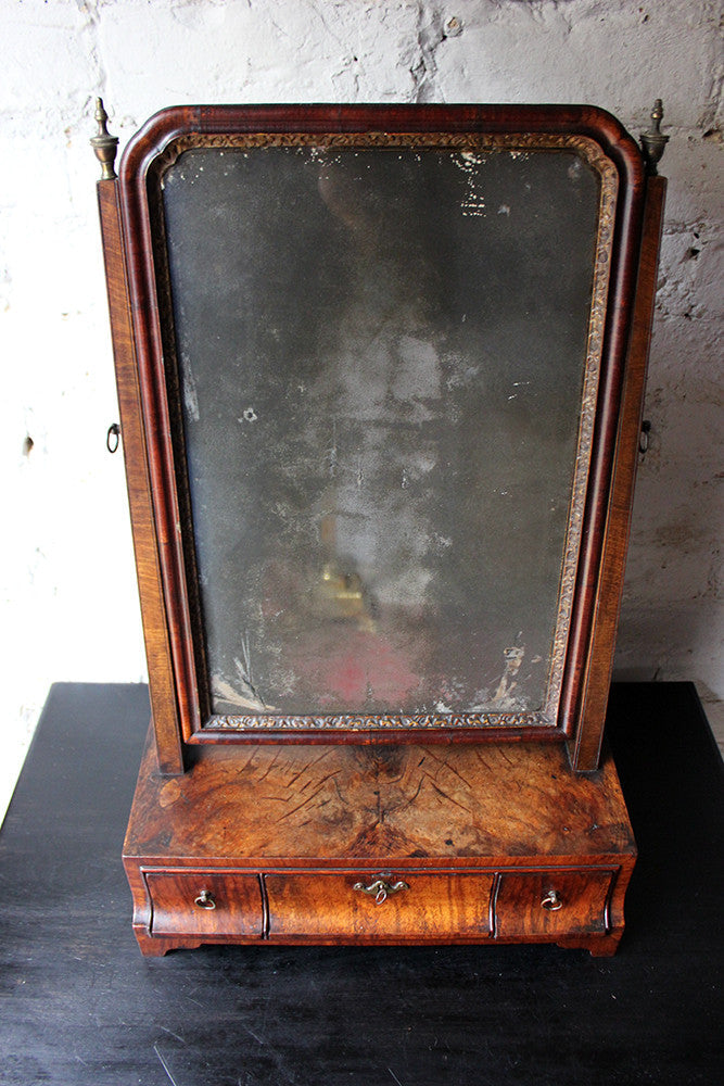 A Fine George II Period Figured Walnut Three-Drawer Dressing Mirror c.1730